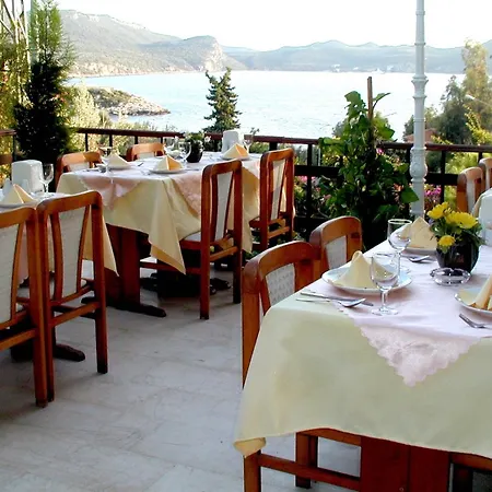 Otel Ekici 3*